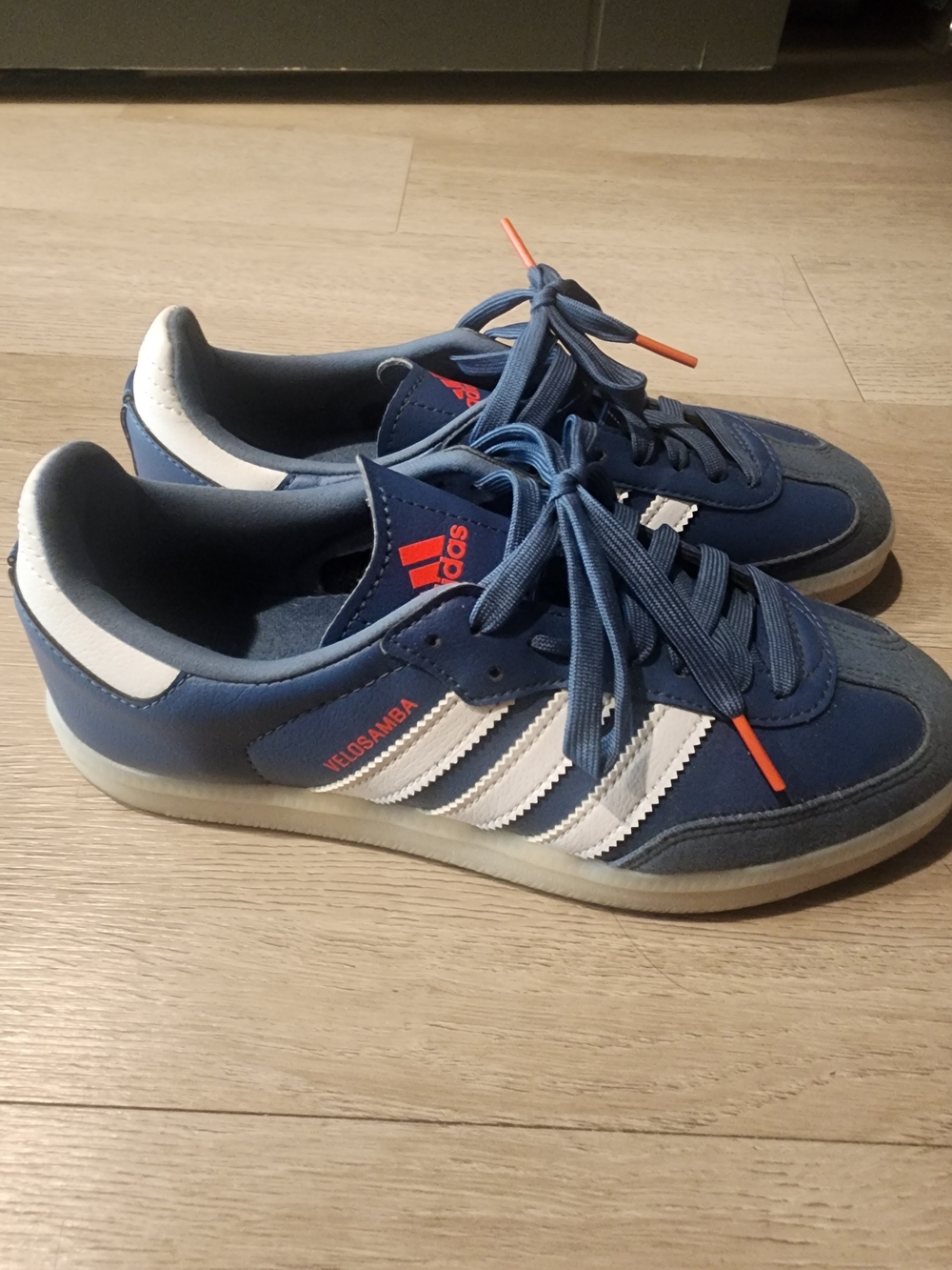 Adidas Men’s Velosamba Sneakers